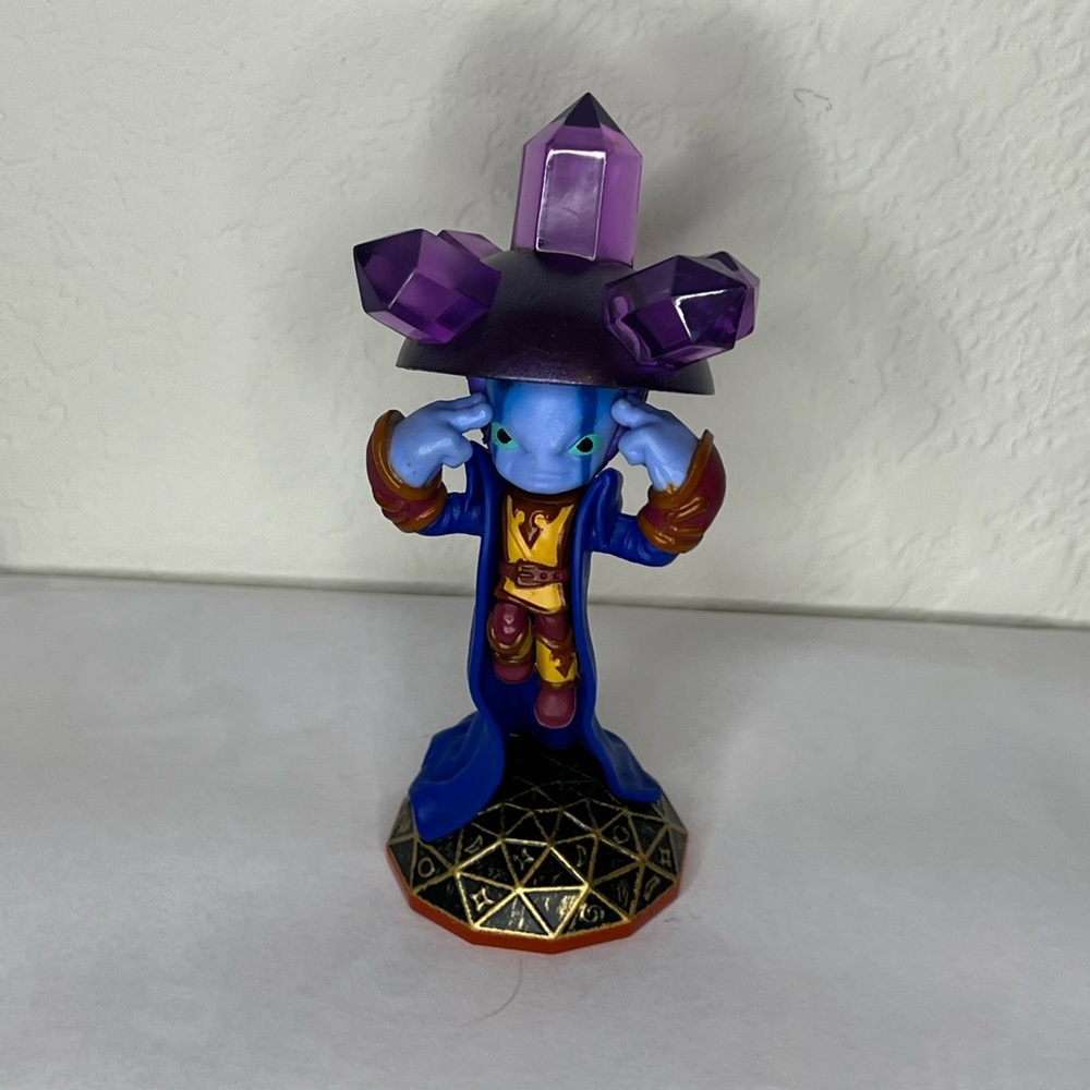 Skylanders Trap Team Blastermind Magic Trap Master Skylander
